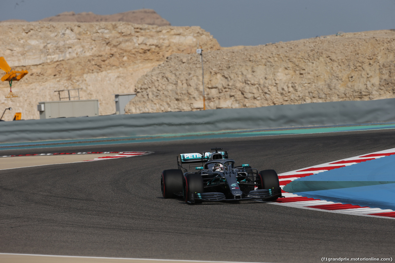 GP BAHRAIN, 30.03.2019- Prove Libere 3, Lewis Hamilton (GBR) Mercedes AMG F1 W10 EQ Power