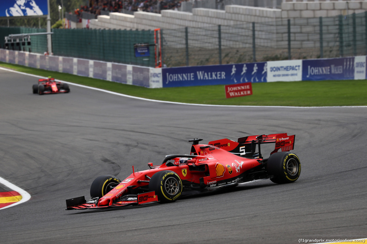 GP BELGIO, 01.09.2019 - Sebastian Vettel (GER) Ferrari SF90 davanti a Charles Leclerc (MON) Ferrari SF90