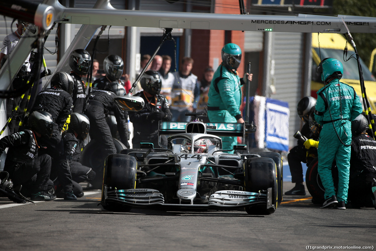 GP BELGIO, 01.09.2019 - Gara, Pit stop, Lewis Hamilton (GBR) Mercedes AMG F1 W10