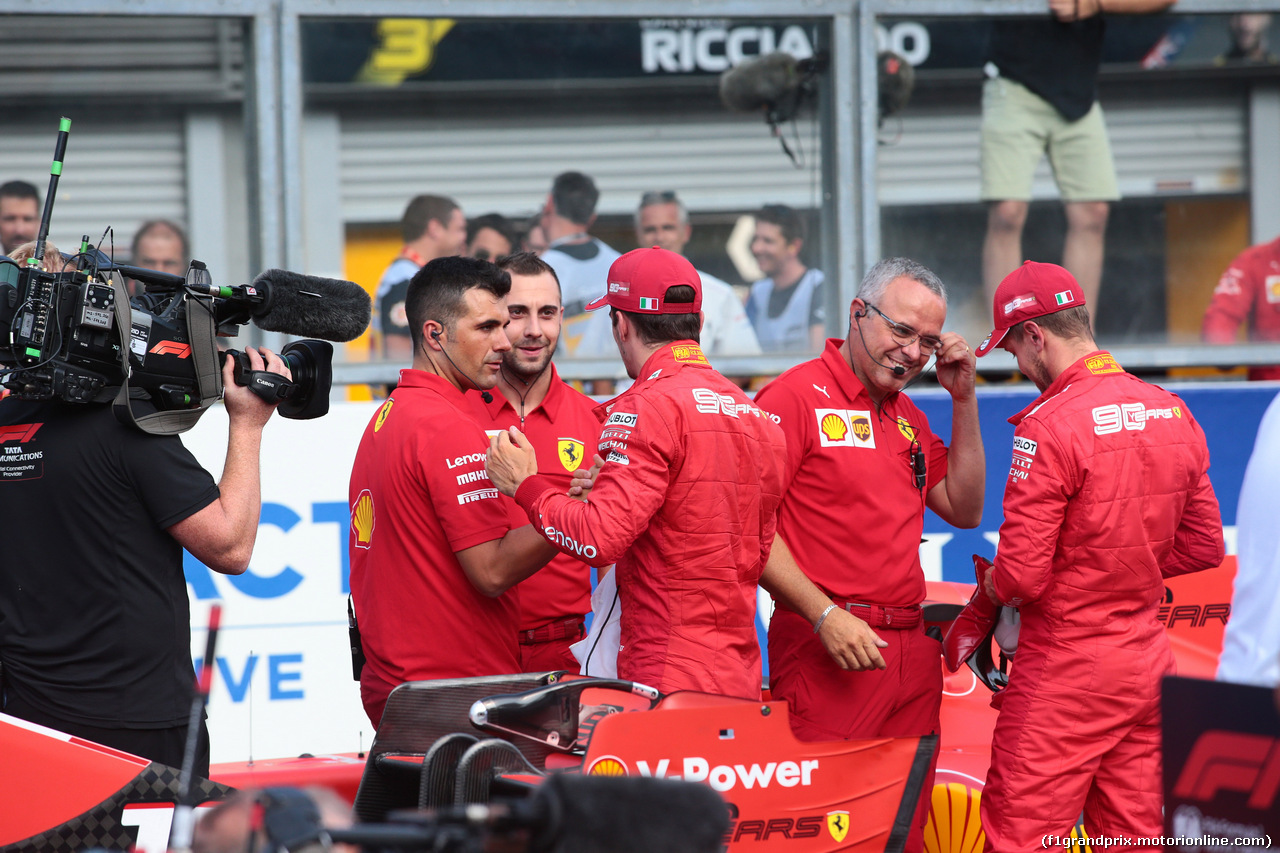 GP BELGIO, 31.08.2019 - Qualifiche, Charles Leclerc (MON) Ferrari SF90 pole position e 2nd place Sebastian Vettel (GER) Ferrari SF90