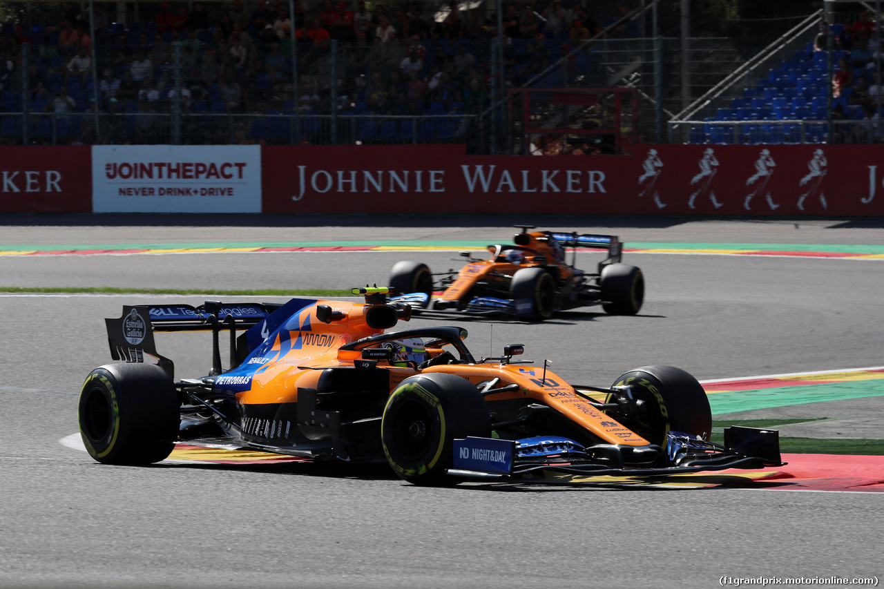 GP BELGIO, 30.08.2019 -  Prove Libere 2, Lando Norris (GBR) Mclaren F1 Team MCL34 davanti a Carlos Sainz Jr (ESP) Mclaren F1 Team MCL34