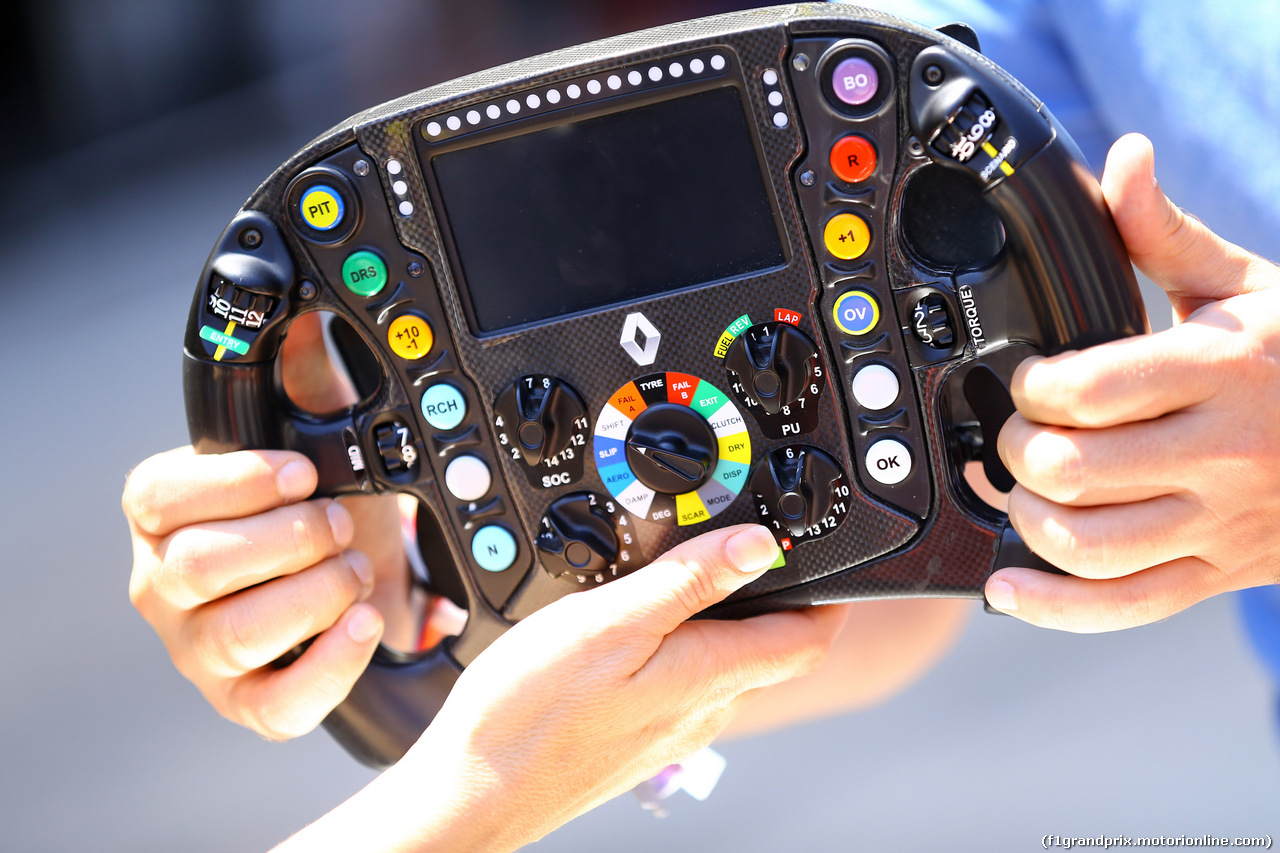 GP BRASILE, 17.11.2019 - The Renault steering wheel