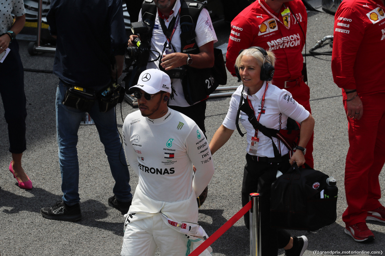 GP BRASILE, 17.11.2019 - Gara, Lewis Hamilton (GBR) Mercedes AMG F1 W10 e Angela Cullen (NZL) Mercedes AMG F1 Physiotherapist of Lewis Hamilton (GBR)