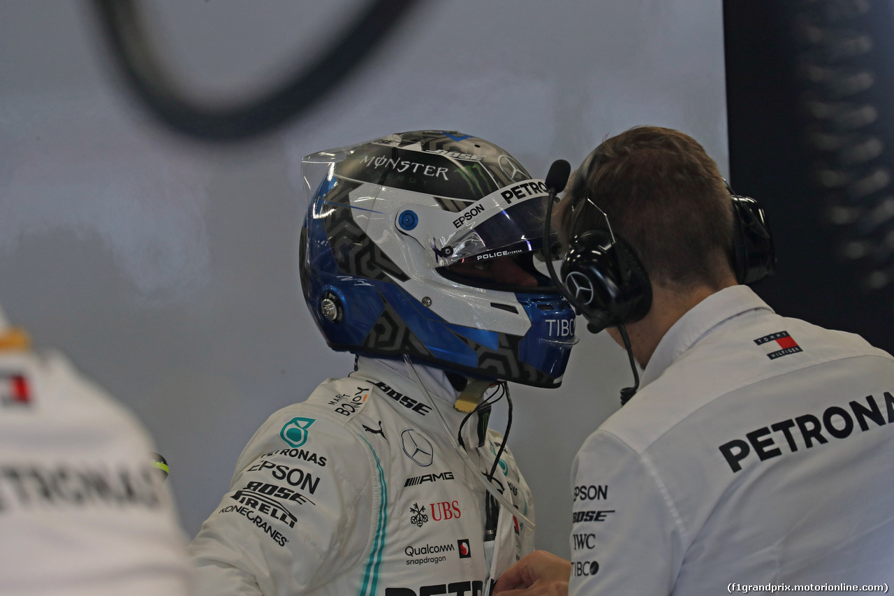 GP BRASILE, 17.11.2019 - Gara, Valtteri Bottas (FIN) Mercedes AMG F1 W010