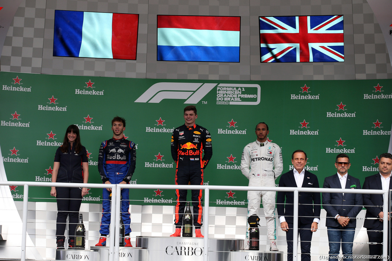 GP BRASILE, 17.11.2019 - Gara, 1st place Max Verstappen (NED) Red Bull Racing RB15, 2nd place Pierre Gasly (FRA) Scuderia Toro Rosso STR14 e 3rd place Lewis Hamilton (GBR) Mercedes AMG F1 W10