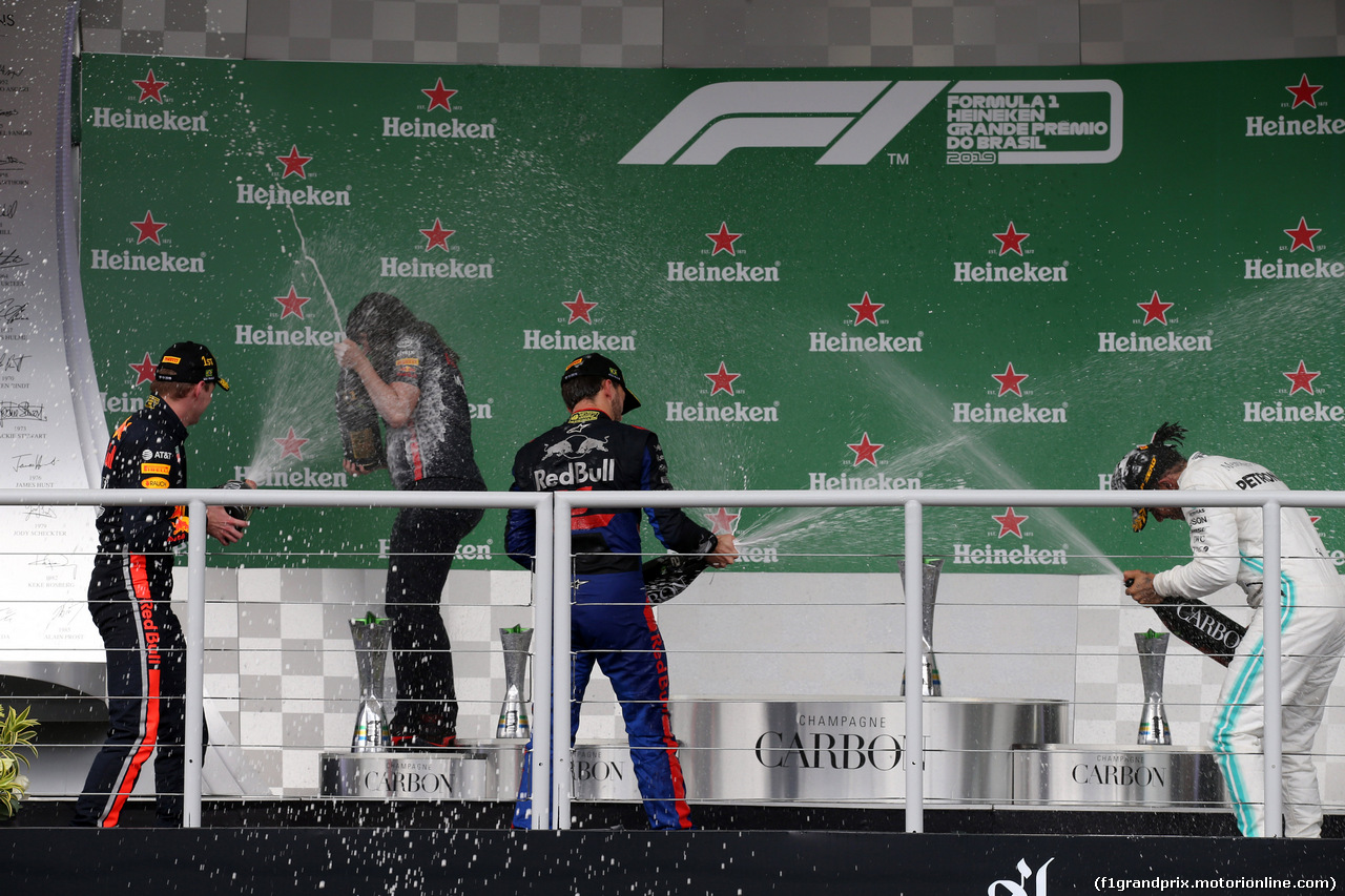 GP BRASILE, 17.11.2019 - Gara, 1st place Max Verstappen (NED) Red Bull Racing RB15, 2nd place Pierre Gasly (FRA) Scuderia Toro Rosso STR14 e 3rd place Lewis Hamilton (GBR) Mercedes AMG F1 W10