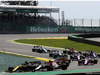 GP BRASILE, 17.11.2019 - Gara, Daniel Ricciardo (AUS) Renault Sport F1 Team RS19 e Antonio Giovinazzi (ITA) Alfa Romeo Racing C38