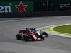 GP BRASILE, 17.11.2019 - Gara, Charles Leclerc (MON) Ferrari SF90 e Alexander Albon (THA) Red Bull Racing RB15
