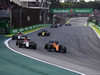 GP BRASILE, 17.11.2019 - Gara, Kimi Raikkonen (FIN) Alfa Romeo Racing C38 e Carlos Sainz Jr (ESP) Mclaren F1 Team MCL34