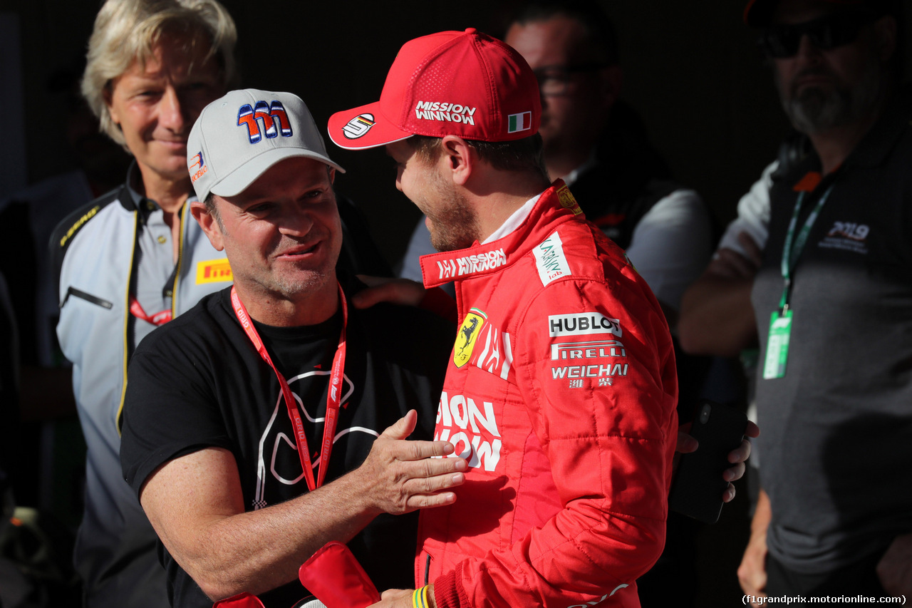 GP BRASILE, 16.11.2019 - Qualifiche, Rubens Barrichello (BRA) e Sebastian Vettel (GER) Ferrari SF90