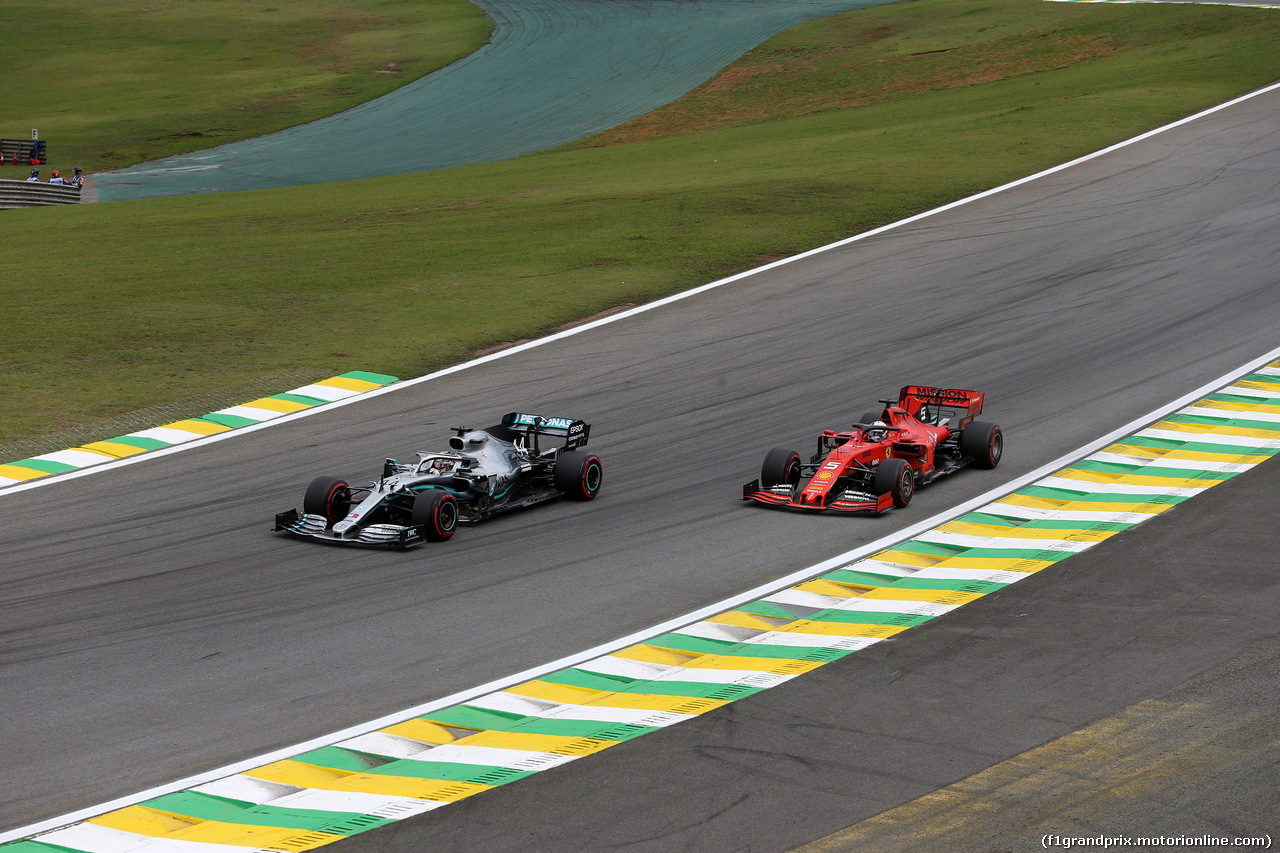 GP BRASILE, 16.11.2019 - Qualifiche, Lewis Hamilton (GBR) Mercedes AMG F1 W10 e Sebastian Vettel (GER) Ferrari SF90