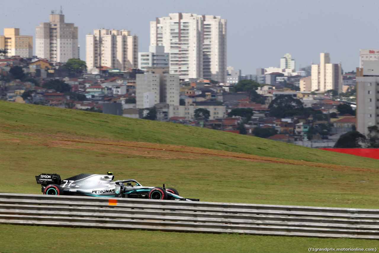 GP BRASILE, 16.11.2019 - Qualifiche, Valtteri Bottas (FIN) Mercedes AMG F1 W010