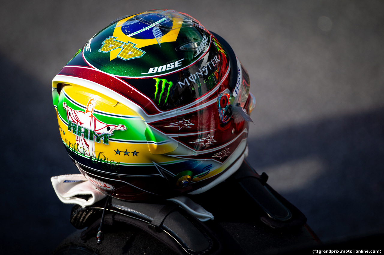 GP BRASILE, 16.11.2019 - Qualifiche, The helmet of Lewis Hamilton (GBR) Mercedes AMG F1 W10