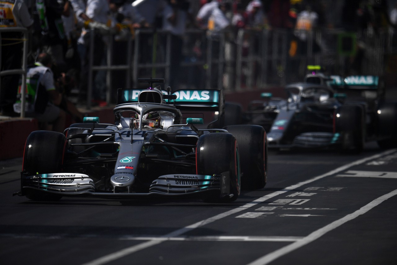 GP CANADA, 08.06.2019 - Qualifiche, Lewis Hamilton (GBR) Mercedes AMG F1 W10 e Valtteri Bottas (FIN) Mercedes AMG F1 W010