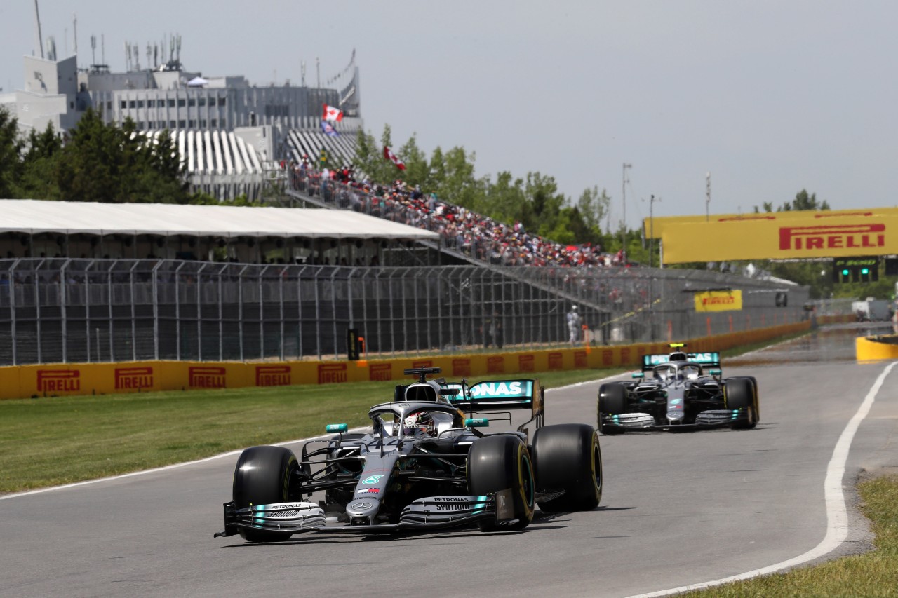 GP CANADA, 08.06.2019 - Qualifiche, Lewis Hamilton (GBR) Mercedes AMG F1 W10 e Valtteri Bottas (FIN) Mercedes AMG F1 W010