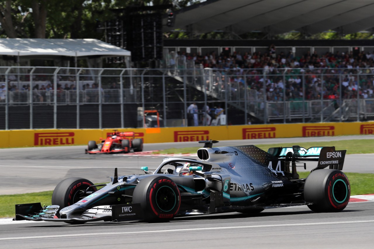 GP CANADA, 08.06.2019 - Qualifiche, Lewis Hamilton (GBR) Mercedes AMG F1 W10 e Sebastian Vettel (GER) Ferrari SF90