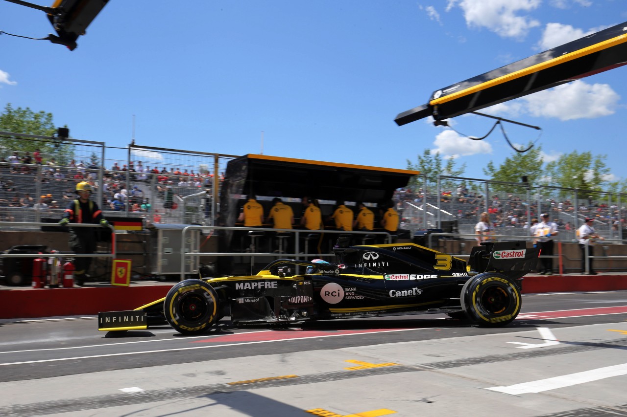 GP CANADA, 07.06.2019 - Prove Libere 2, Daniel Ricciardo (AUS) Renault Sport F1 Team RS19