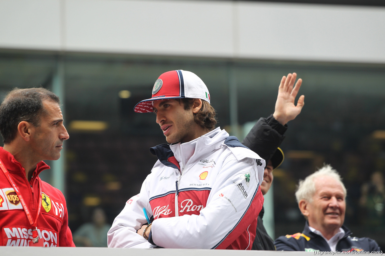 GP CINA, 14.04.2019- driver parade, Antonio Giovinazzi (ITA) Alfa Romeo Racing C38