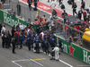 GP CINA, 14.04.2019- partenzaing grid, all the meccanici returns to their garage during the formation lap
