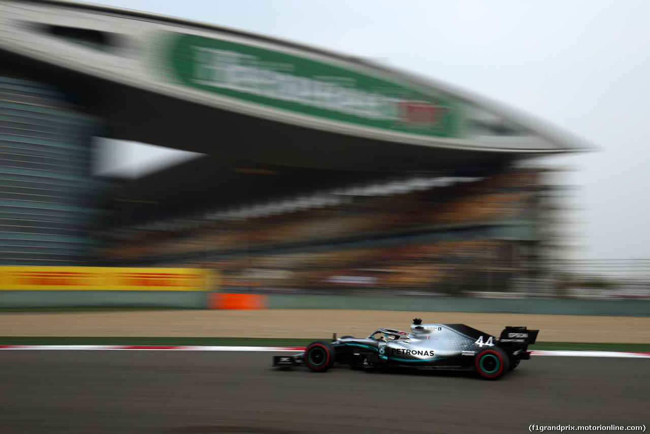 GP CINA, 12.04.2019- Prove Libere 2, Lewis Hamilton (GBR) Mercedes AMG F1 W10 EQ Power