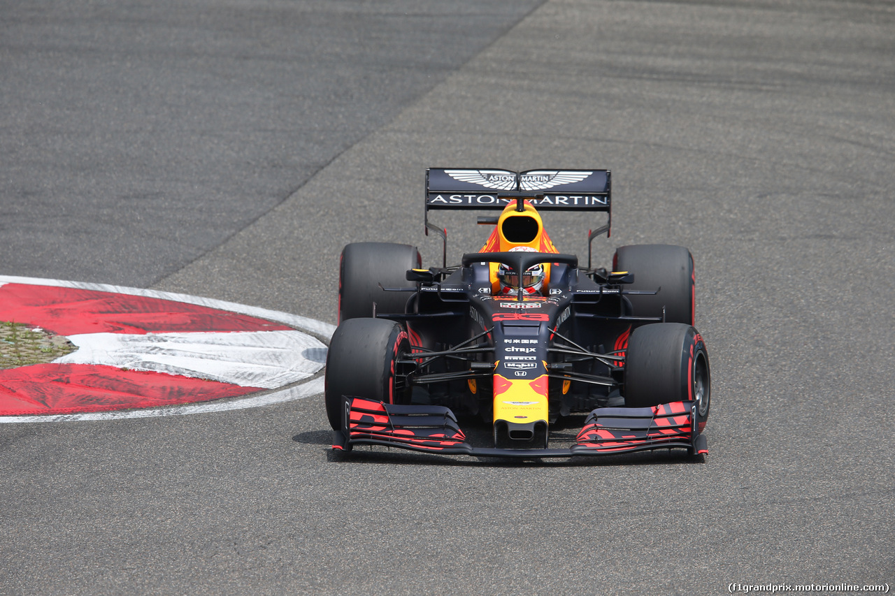 GP CINA, 13.04.2019- Free practice 3, Max Verstappen (NED) Red Bull Racing RB15