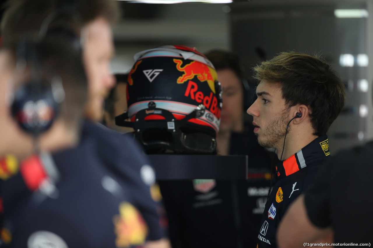 GP CINA, 13.04.2019- Free practice 3, Pierre Gasly (FRA) Redbull Racing RB15