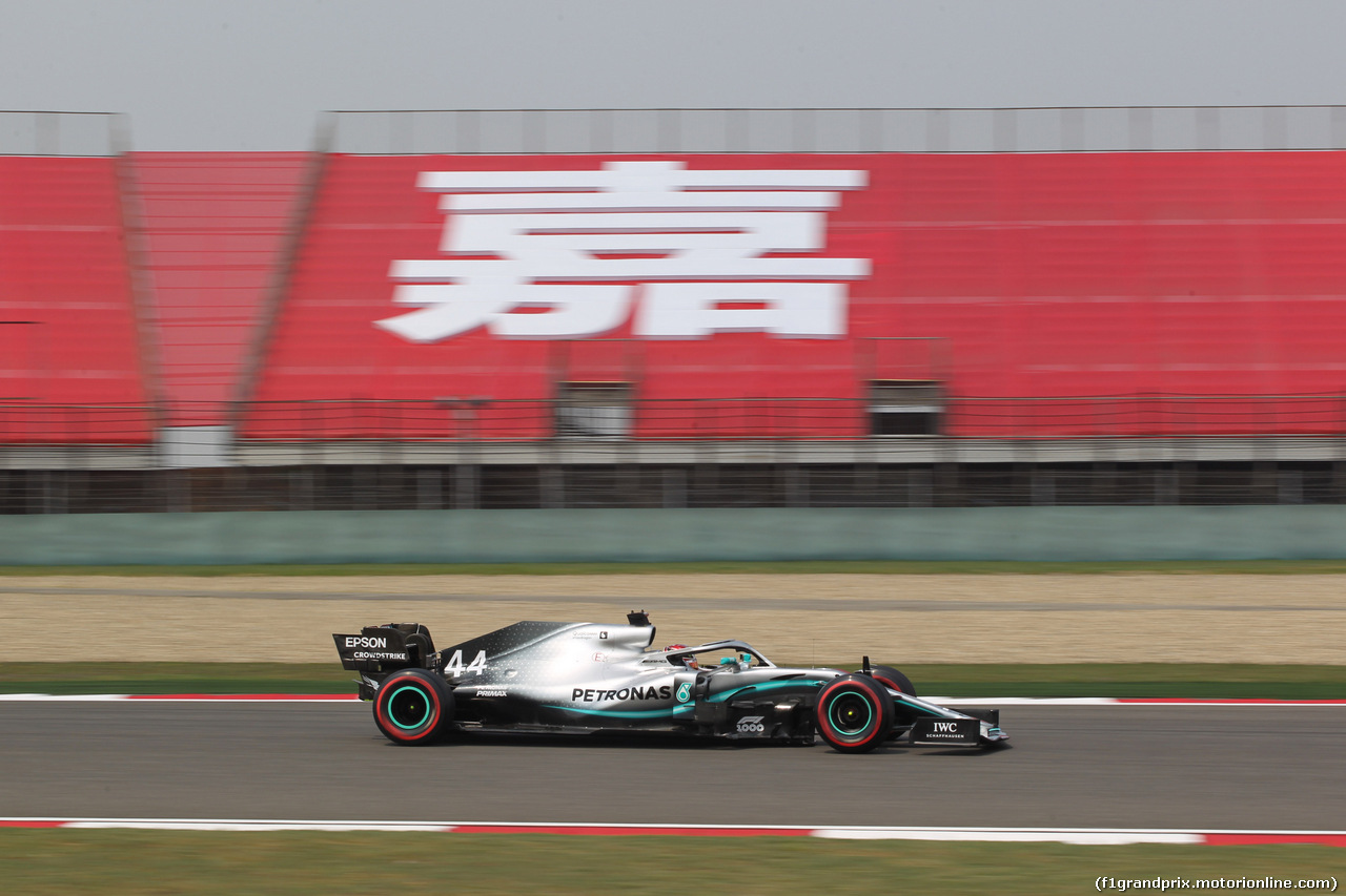 GP CINA, 12.04.2019- Prove Libere 1, Lewis Hamilton (GBR) Mercedes AMG F1 W10 EQ Power