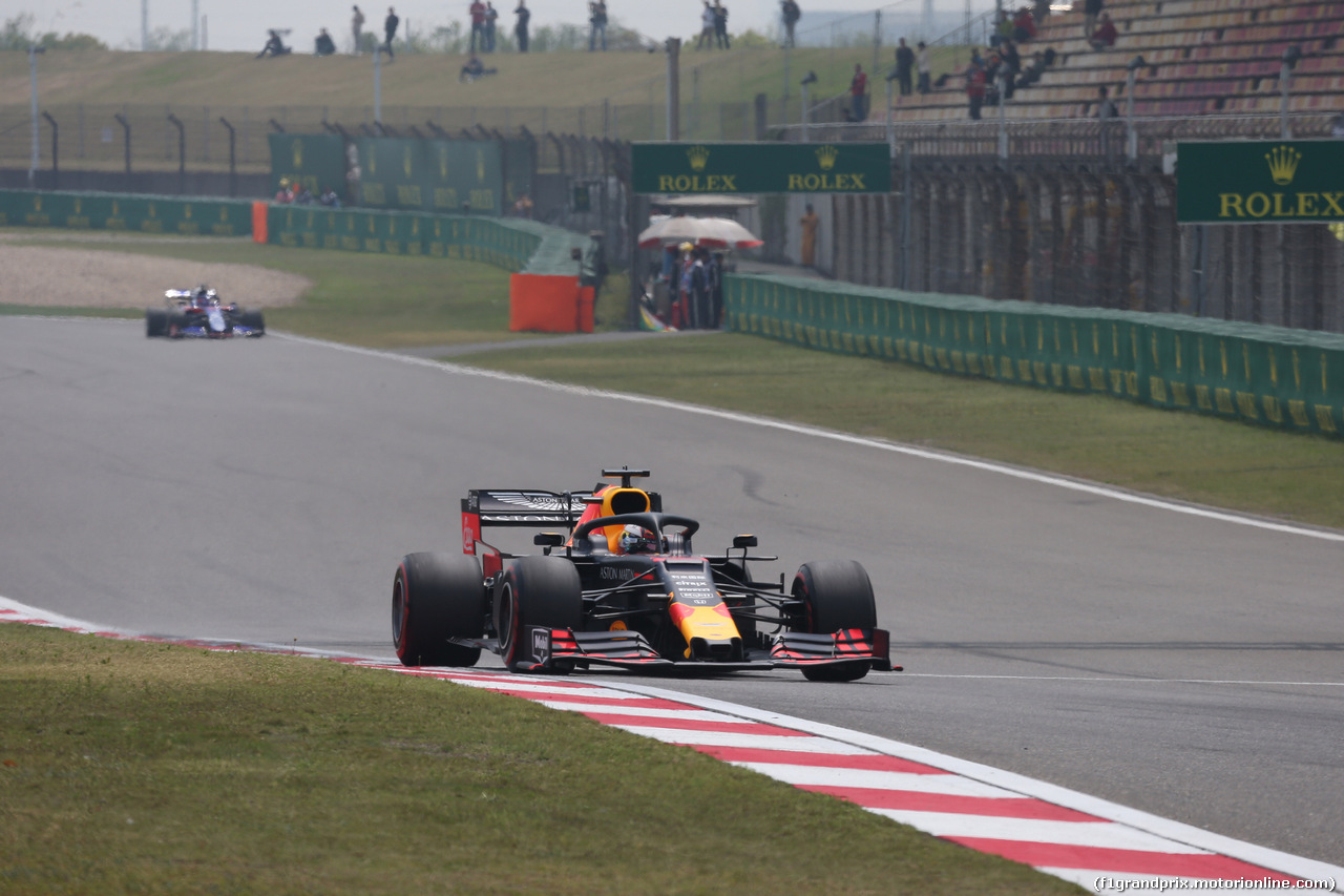 GP CINA, 12.04.2019- Prove Libere 1, Max Verstappen (NED) Red Bull Racing RB15