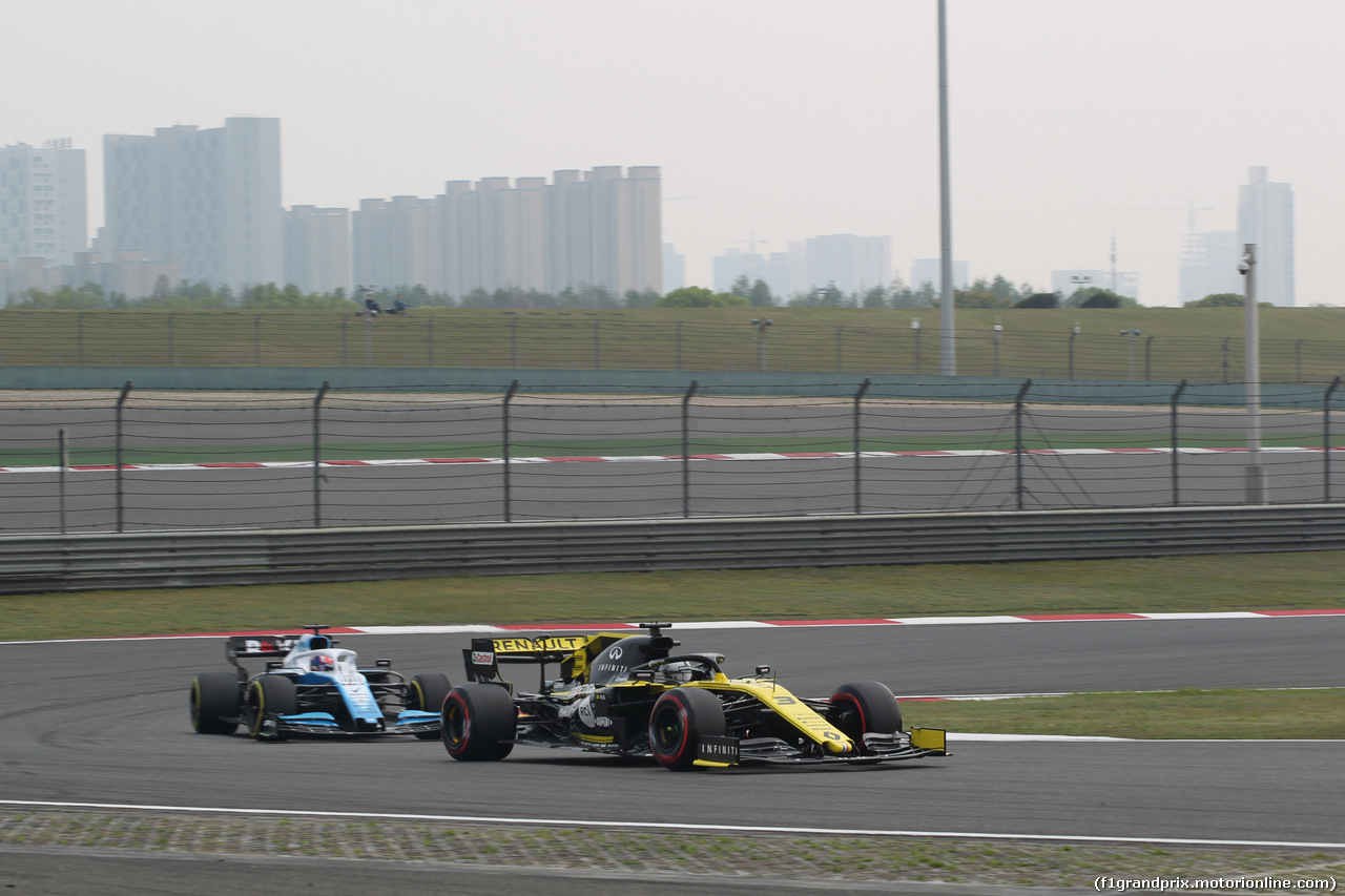 GP CINA, 12.04.2019- Prove Libere 1, Daniel Ricciardo (AUS) Renault Sport F1 Team RS19
