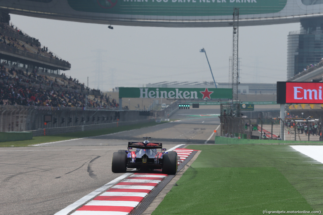 GP CINA, 12.04.2019- Prove Libere 1, Daniil Kvyat (RUS) Scuderia Toro Rosso STR14