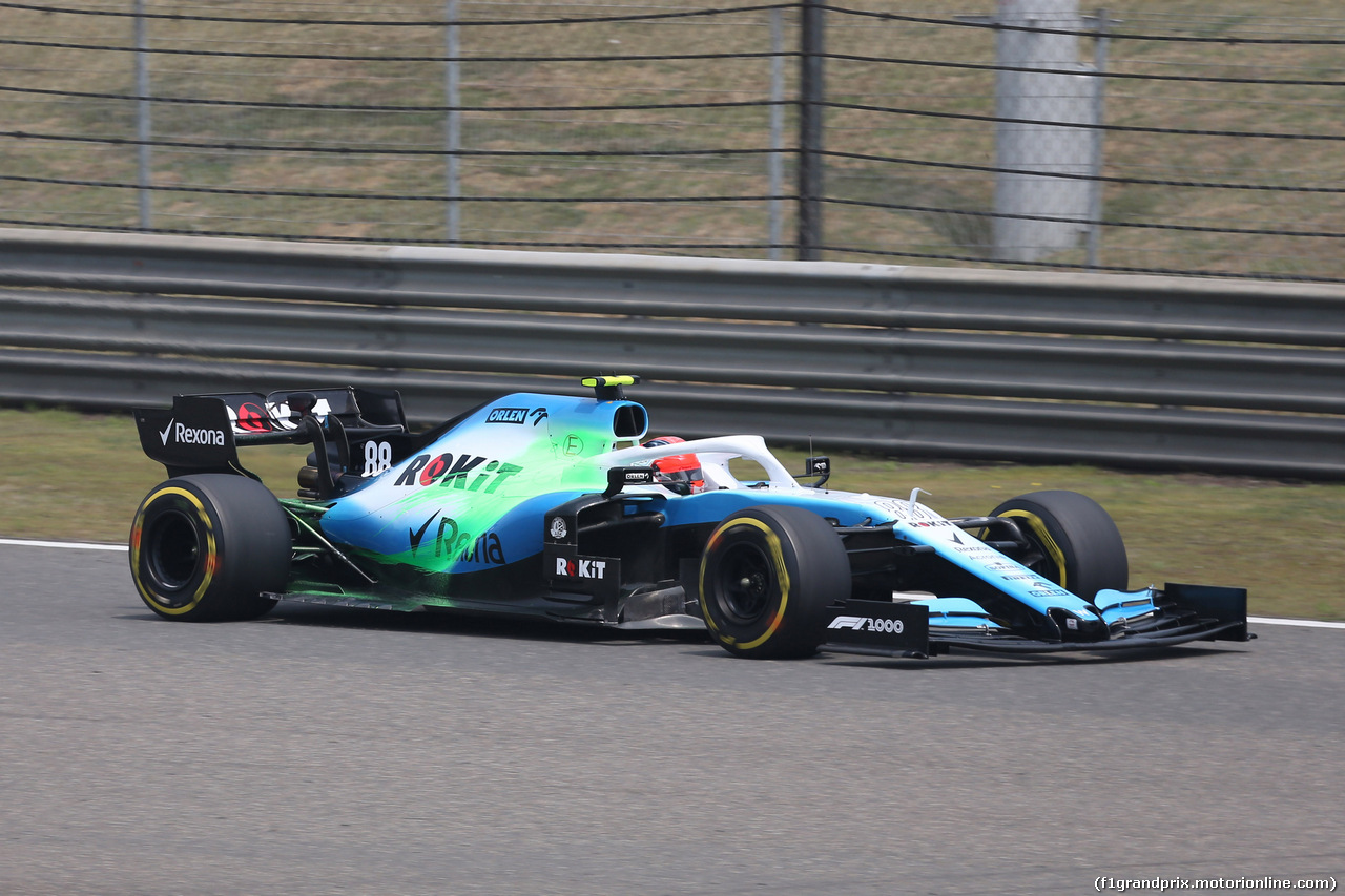 GP CINA, 12.04.2019- Prove Libere 1, Robert Kubica (POL) Williams F1 FW42 with flow-vis paint on side