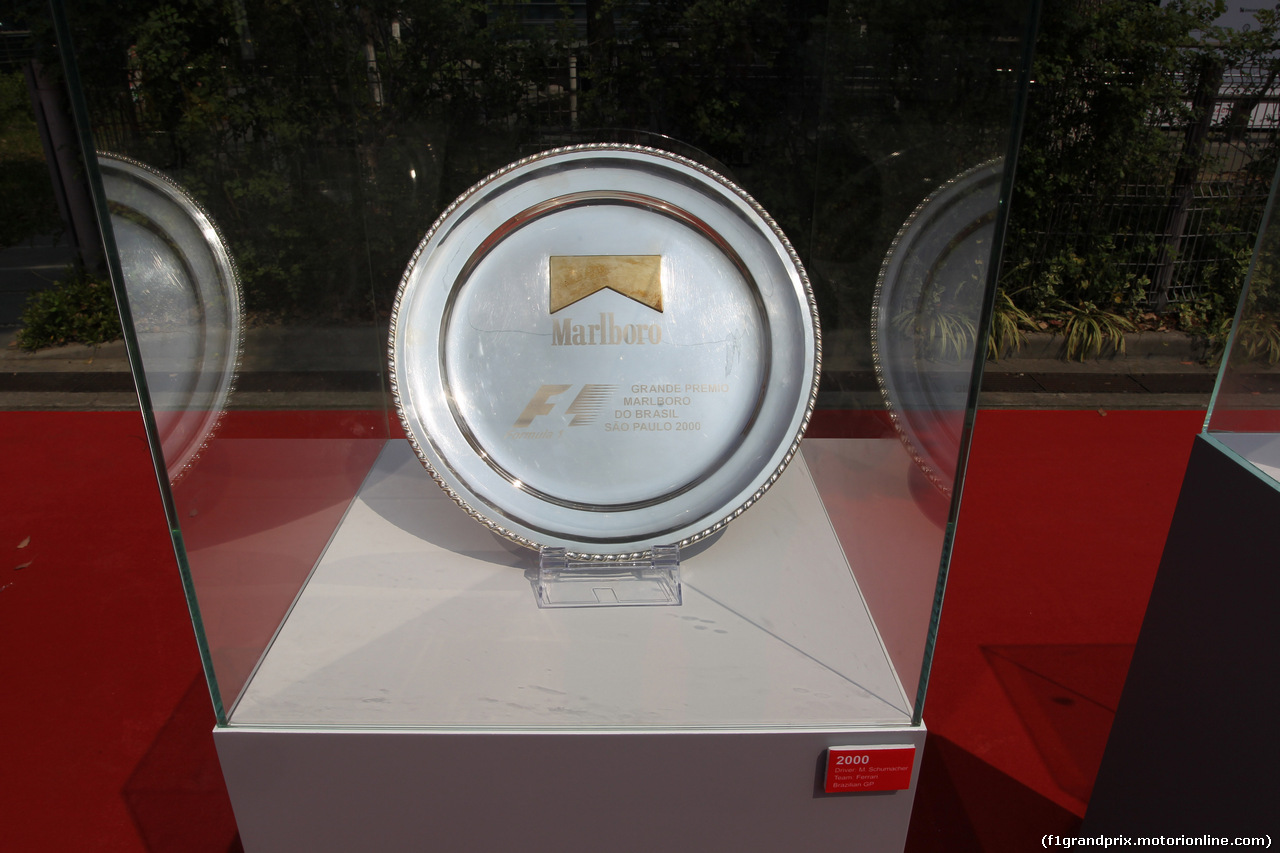 GP CINA, 12.04.2019- Exposition of F1 Old Trophy
