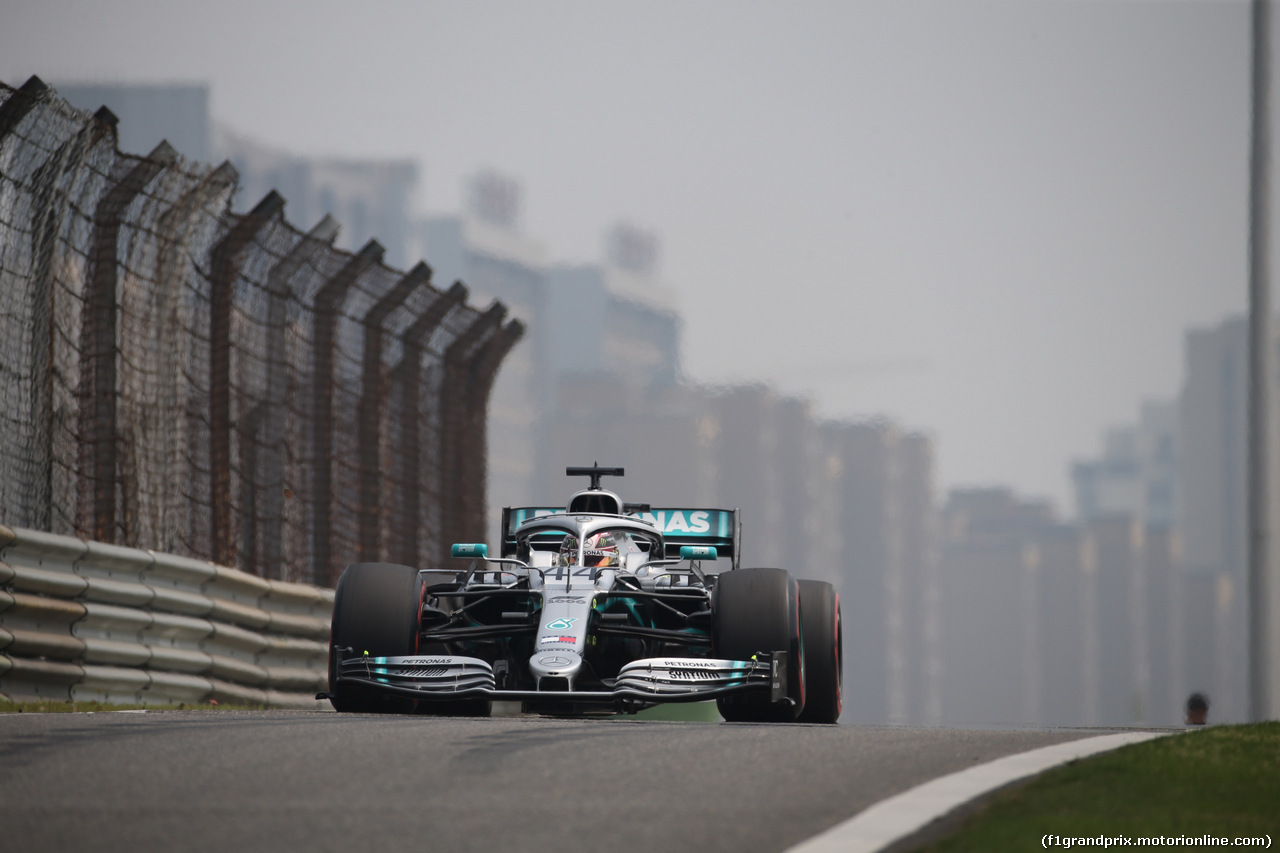 GP CINA, 12.04.2019- Prove Libere 1, Lewis Hamilton (GBR) Mercedes AMG F1 W10 EQ Power