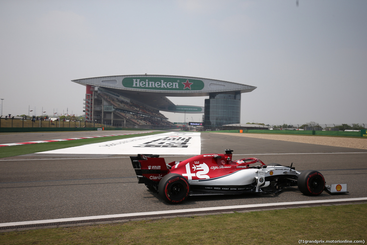 GP CINA, 12.04.2019- Prove Libere 1, Kimi Raikkonen (FIN) Alfa Romeo Racing C38
