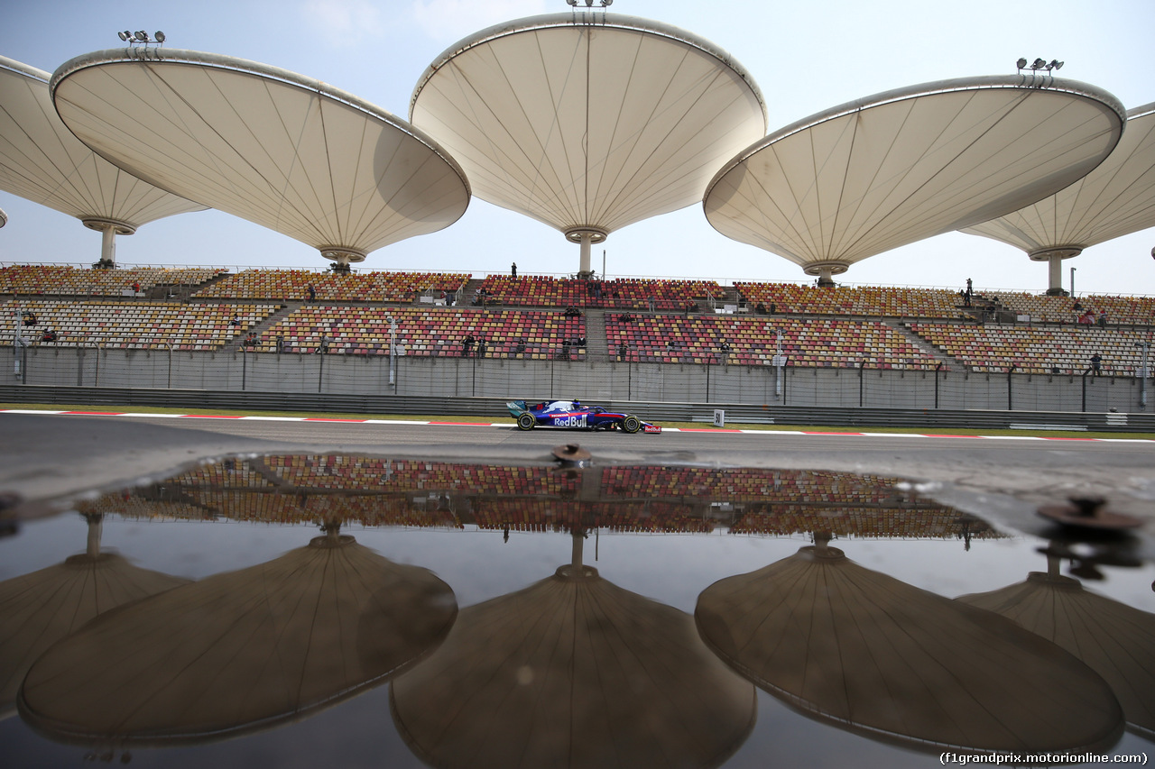 GP CINA, 12.04.2019- Prove Libere 1, Alexader Albon (THA) Scuderia Toro Rosso STR14
