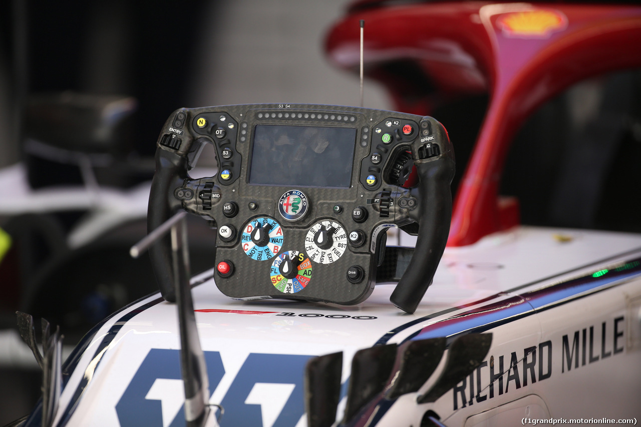 GP CINA, 12.04.2019- Prove Libere 1, Alfa Romeo Racing C38 steering wheel