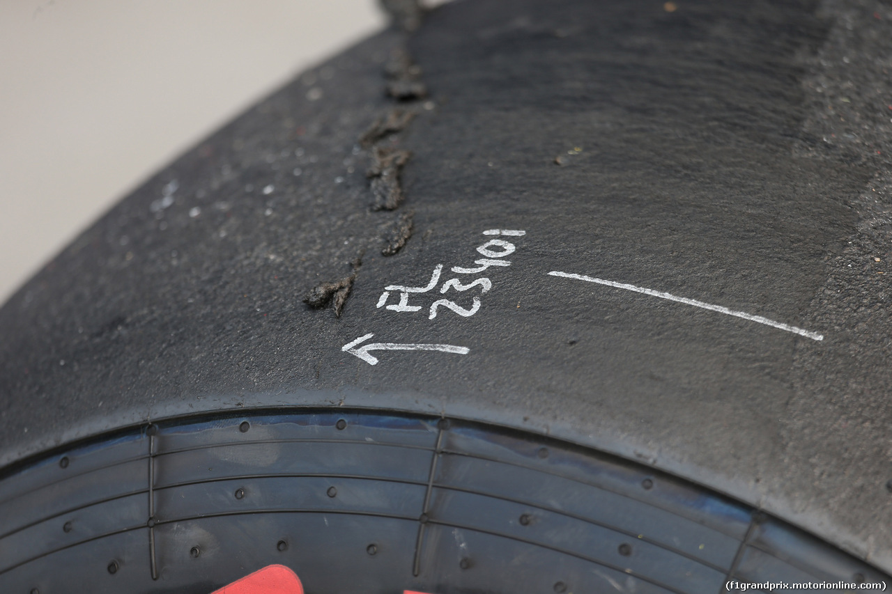 GP CINA, 12.04.2019- Used Tire detail