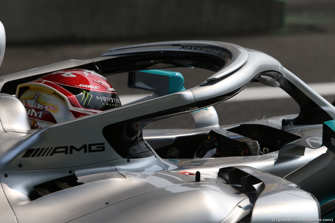 GP CINA, 12.04.2019- Prove Libere 2, Lewis Hamilton (GBR) Mercedes AMG F1 W10 EQ Power