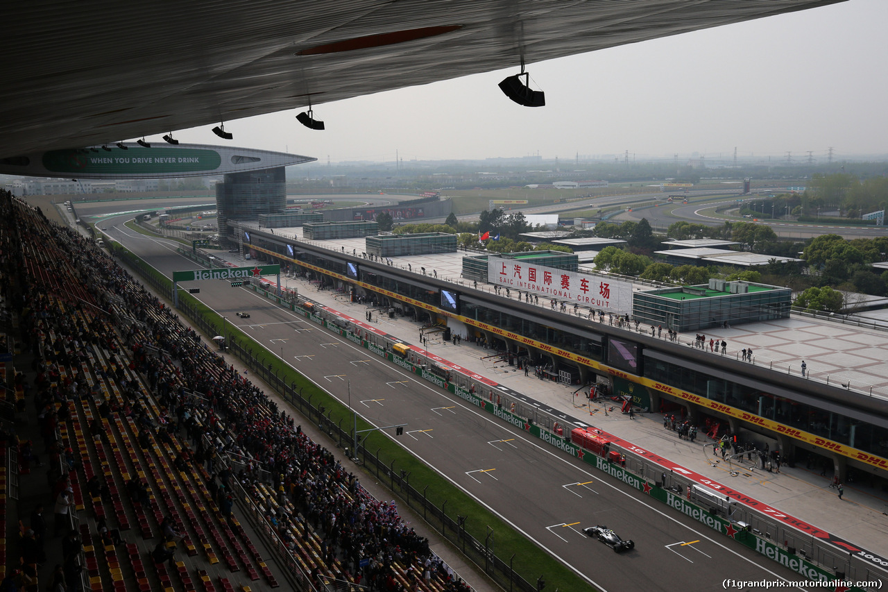 GP CINA, 12.04.2019- Prove Libere 2, Valtteri Bottas (FIN) Mercedes AMG F1 W10 EQ Power