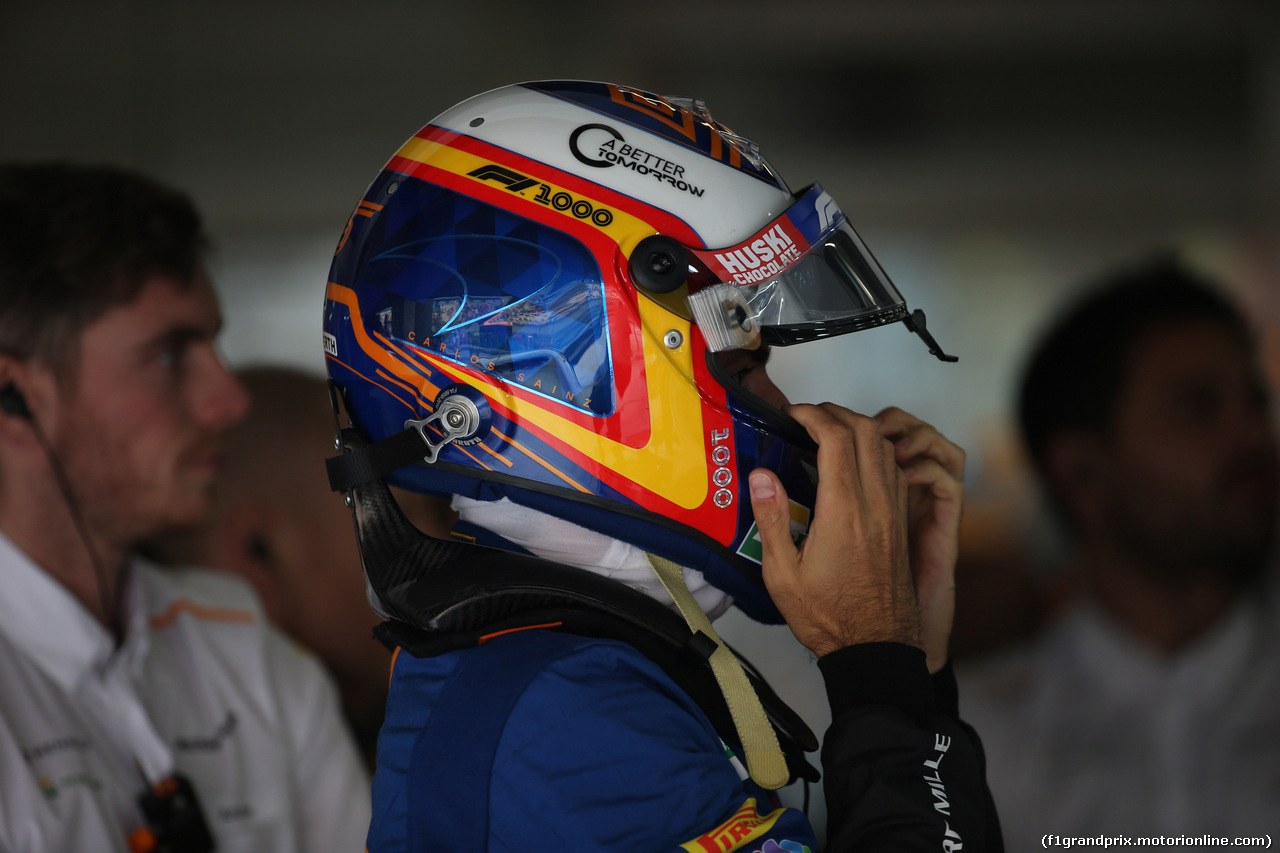 GP CINA, 12.04.2019- Prove Libere 2, Carlos Sainz Jr (ESP) Mclaren F1 Team MCL34