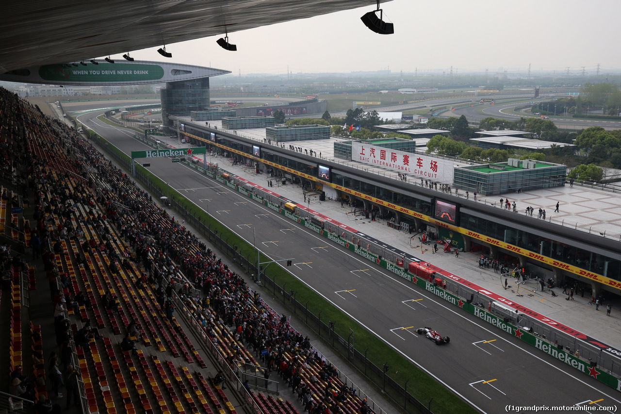 GP CINA, 12.04.2019- Prove Libere 2, Kimi Raikkonen (FIN) Alfa Romeo Racing C38