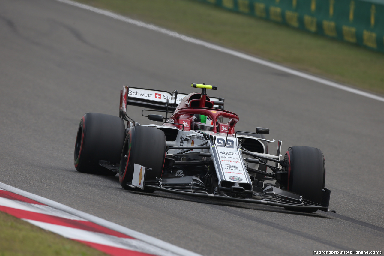 GP CINA, 12.04.2019- Prove Libere 2, Antonio Giovinazzi (ITA) Alfa Romeo Racing C38