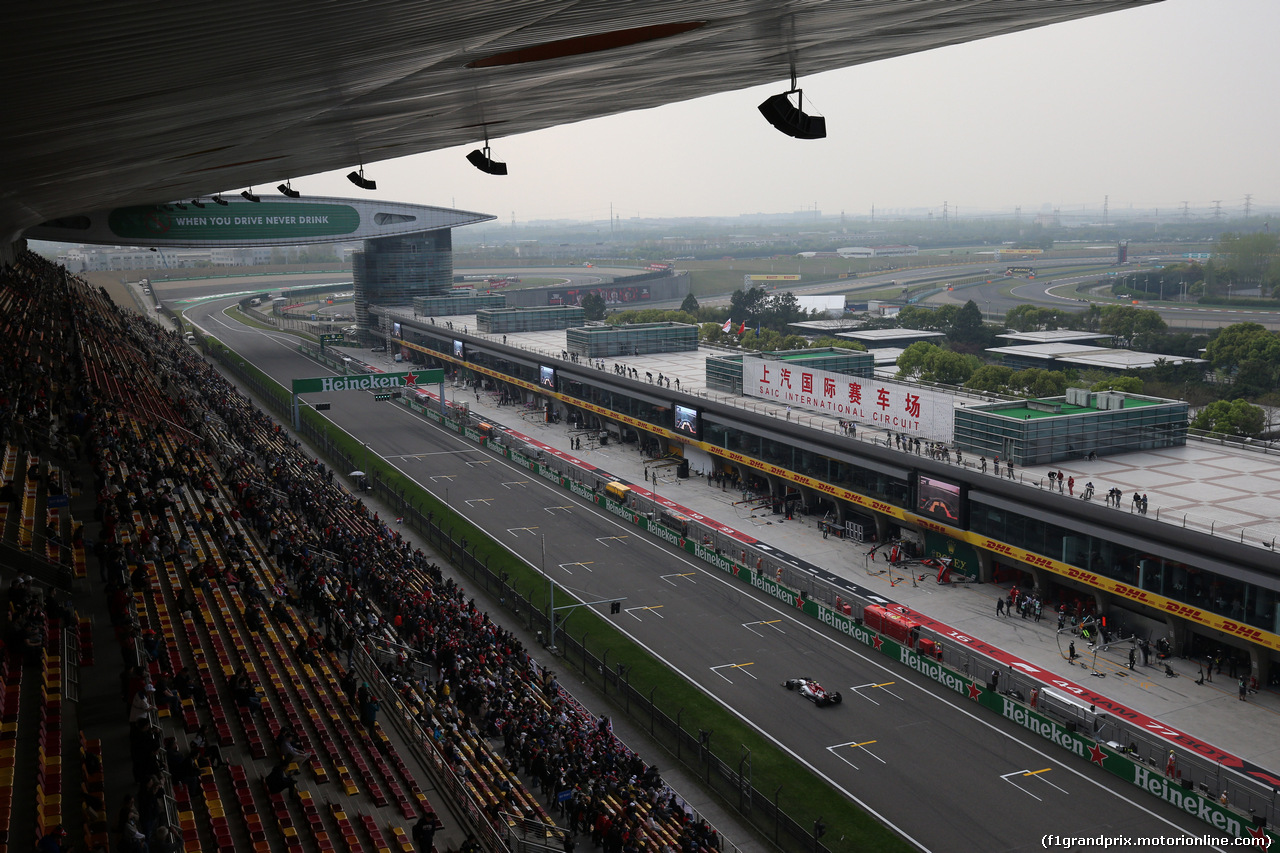 GP CINA, 12.04.2019- Prove Libere 2, Antonio Giovinazzi (ITA) Alfa Romeo Racing C38