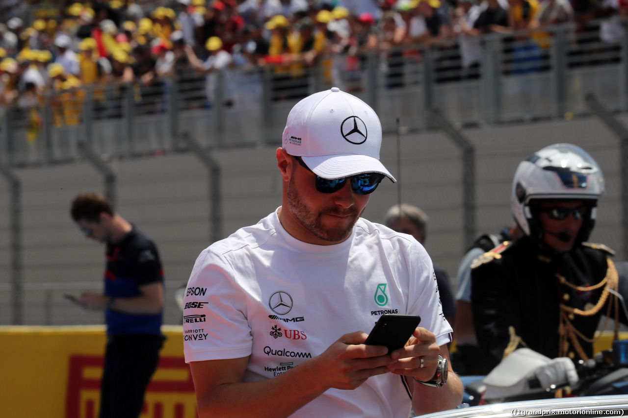 GP FRANCIA, 23.06.2019 - Valtteri Bottas (FIN) Mercedes AMG F1 W010 at Drivers parade