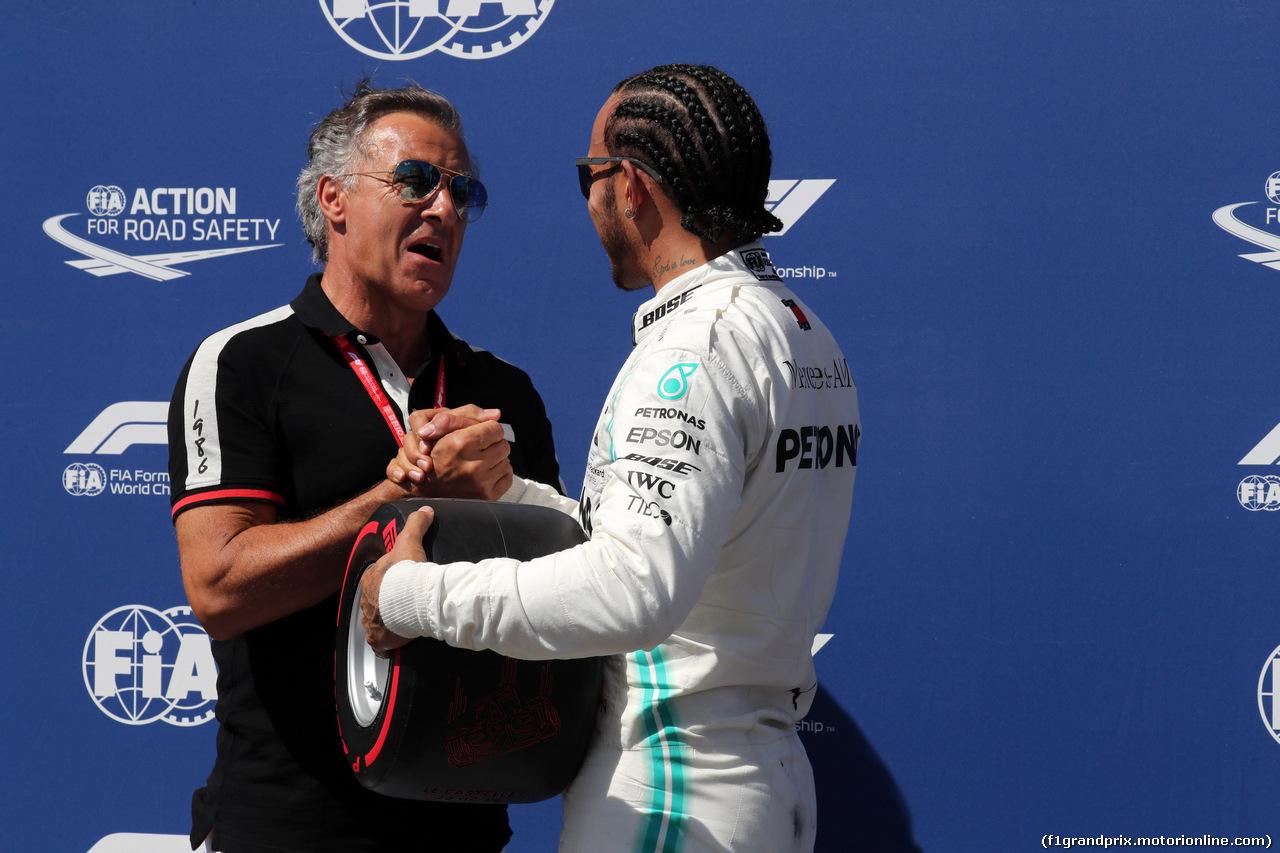 GP FRANCIA, 22.06.2019 - Qualifiche, Jean Alesi (FRA) e Lewis Hamilton (GBR) Mercedes AMG F1 W10 pole position