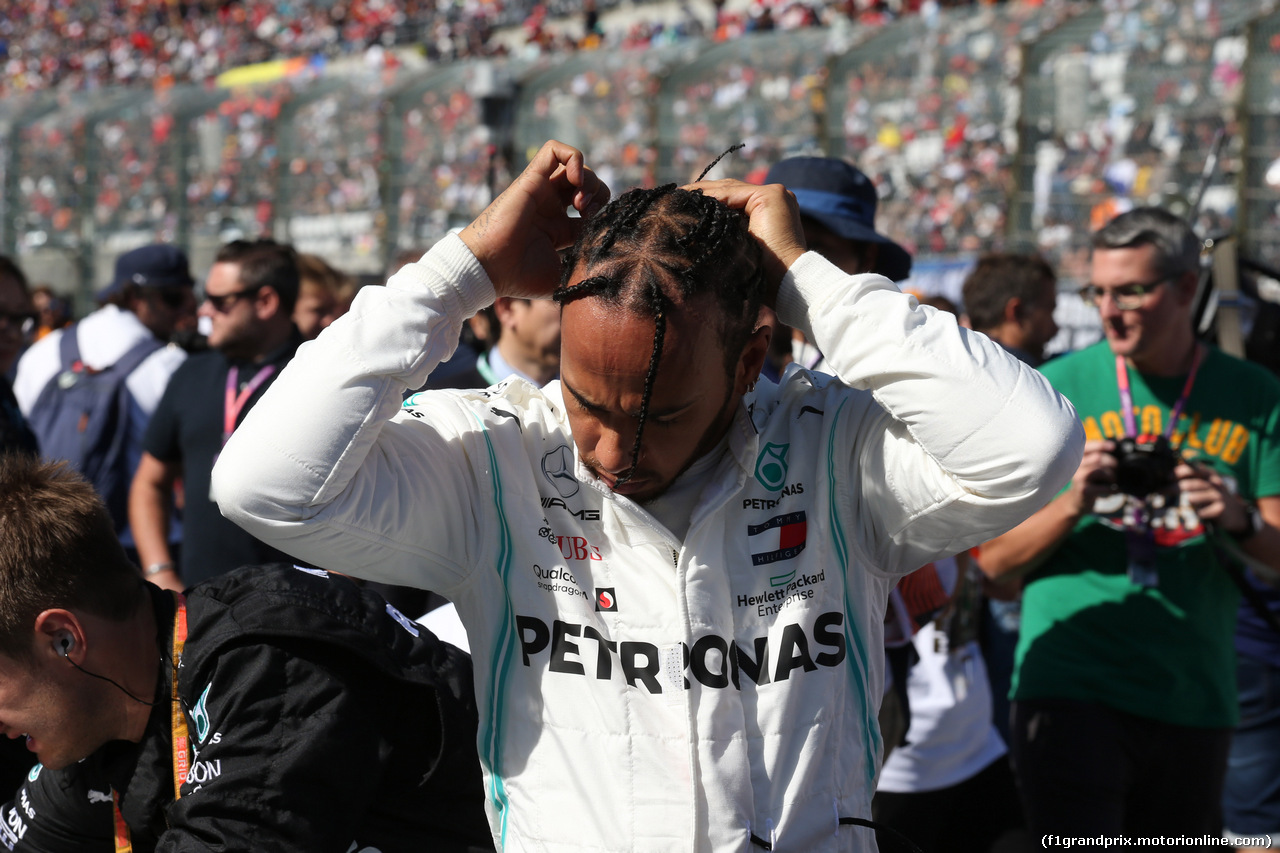 GP GIAPPONE, 13.10.2019- partenzaing grid, Lewis Hamilton (GBR) Mercedes AMG F1 W10 EQ Power