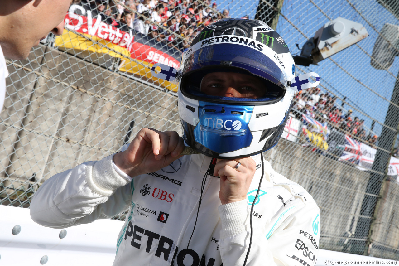 GP GIAPPONE, 13.10.2019- partenzaing grid, Valtteri Bottas (FIN) Mercedes AMG F1 W10 EQ Power