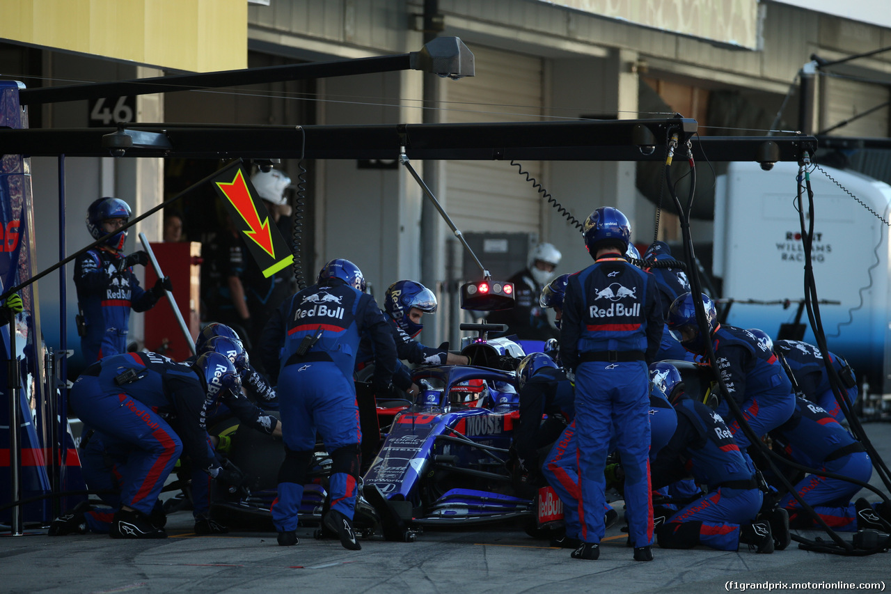 GP GIAPPONE, 13.10.2019- Gara, Daniil Kvyat (RUS) Scuderia Toro Rosso STR14