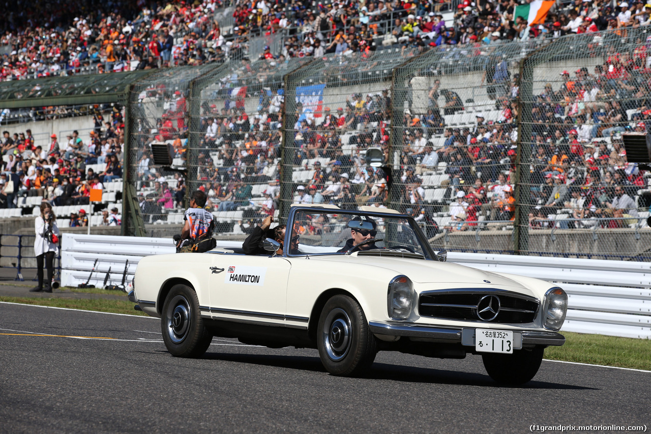 GP GIAPPONE, 13.10.2019- driver parade, Lewis Hamilton (GBR) Mercedes AMG F1 W10 EQ Power