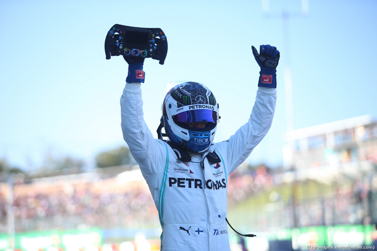 GP GIAPPONE, 13.10.2019- Festeggiamenti in parc fermee, winner Valtteri Bottas (FIN) Mercedes AMG F1 W10 EQ Power